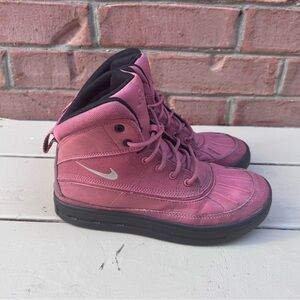 Nike ACG Woodside Boots 524872-800 Light Redwood Size 5.5Y